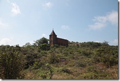 0038 - Eglise coloniale, Phnum Bokor national parc, environs Kampot