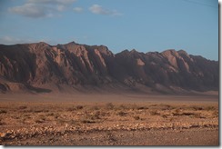 0084 - Montagne au milieu du désert, N17, Proximité Figuig, Oujda vers Figuig